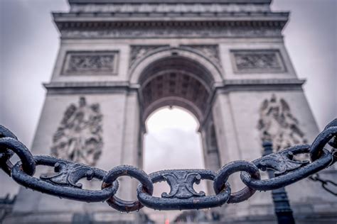 celine arc de triomphe